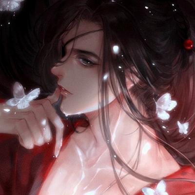 提车第1天开沟里女子淡定合影